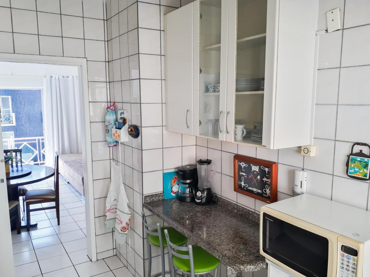 Apto A 70 Metros Da Praia, Piscina, 03 Ar Condicionados, Vaga De Garagem Florianópolis Exteriér fotografie